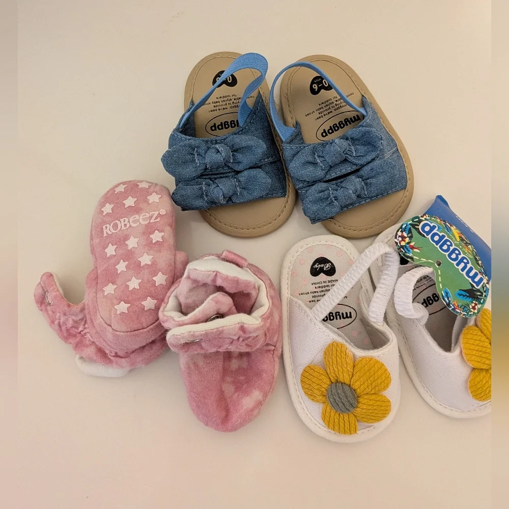Robeez pink booties Shoe Bundle size 0-6 Month